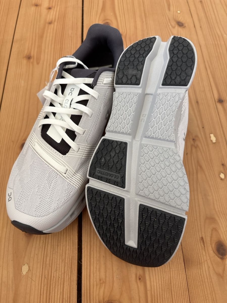 On Scarpe da uomo: On Cloudgo Laufschuh Grösse 41 – Nuovo e nell'imballaggio originale da Basel-Stadt venduto da max_2x9s 4