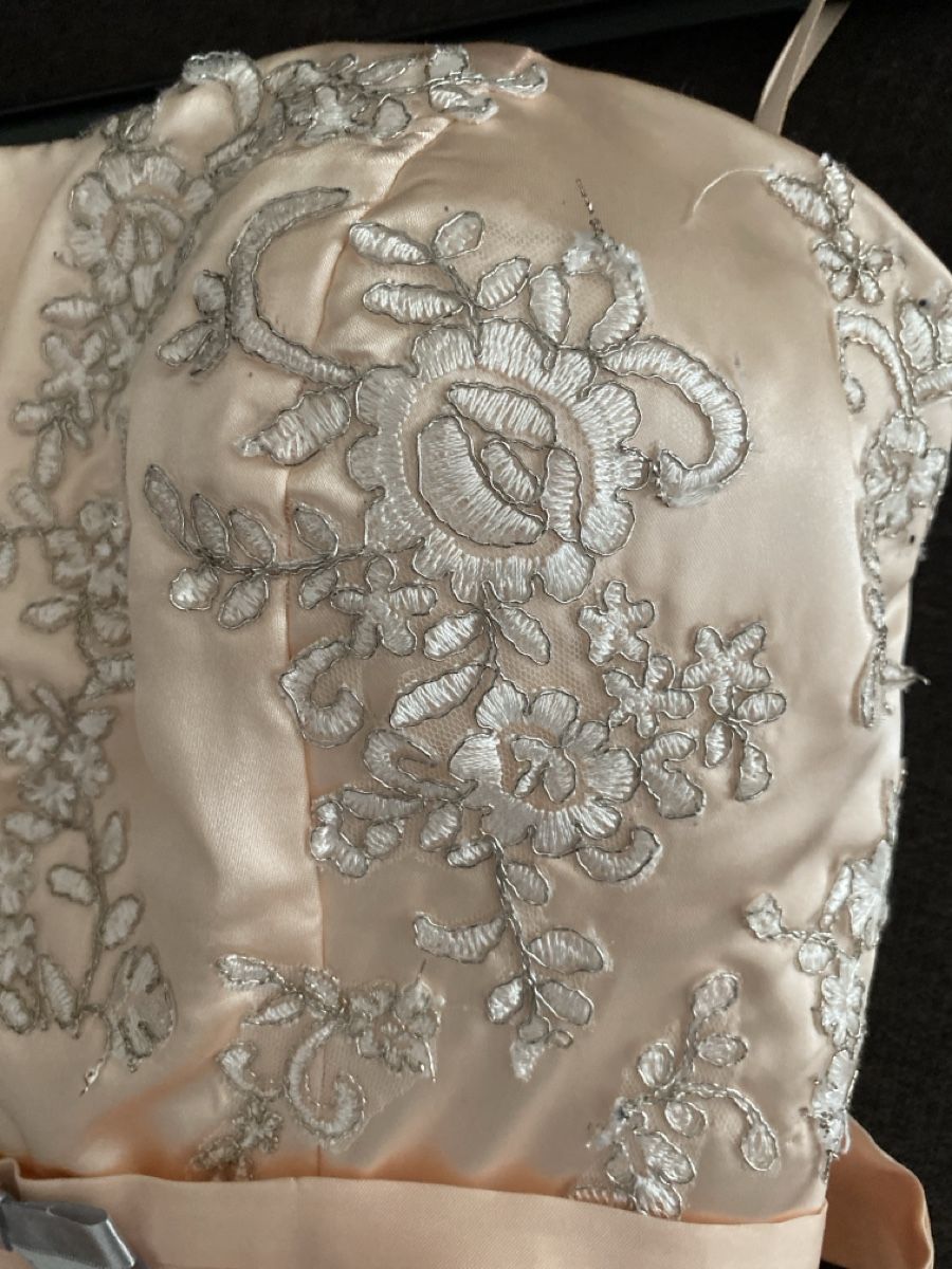 Kleider: Abendkleid – Gebraucht aus Strengelbach von Bycy 4