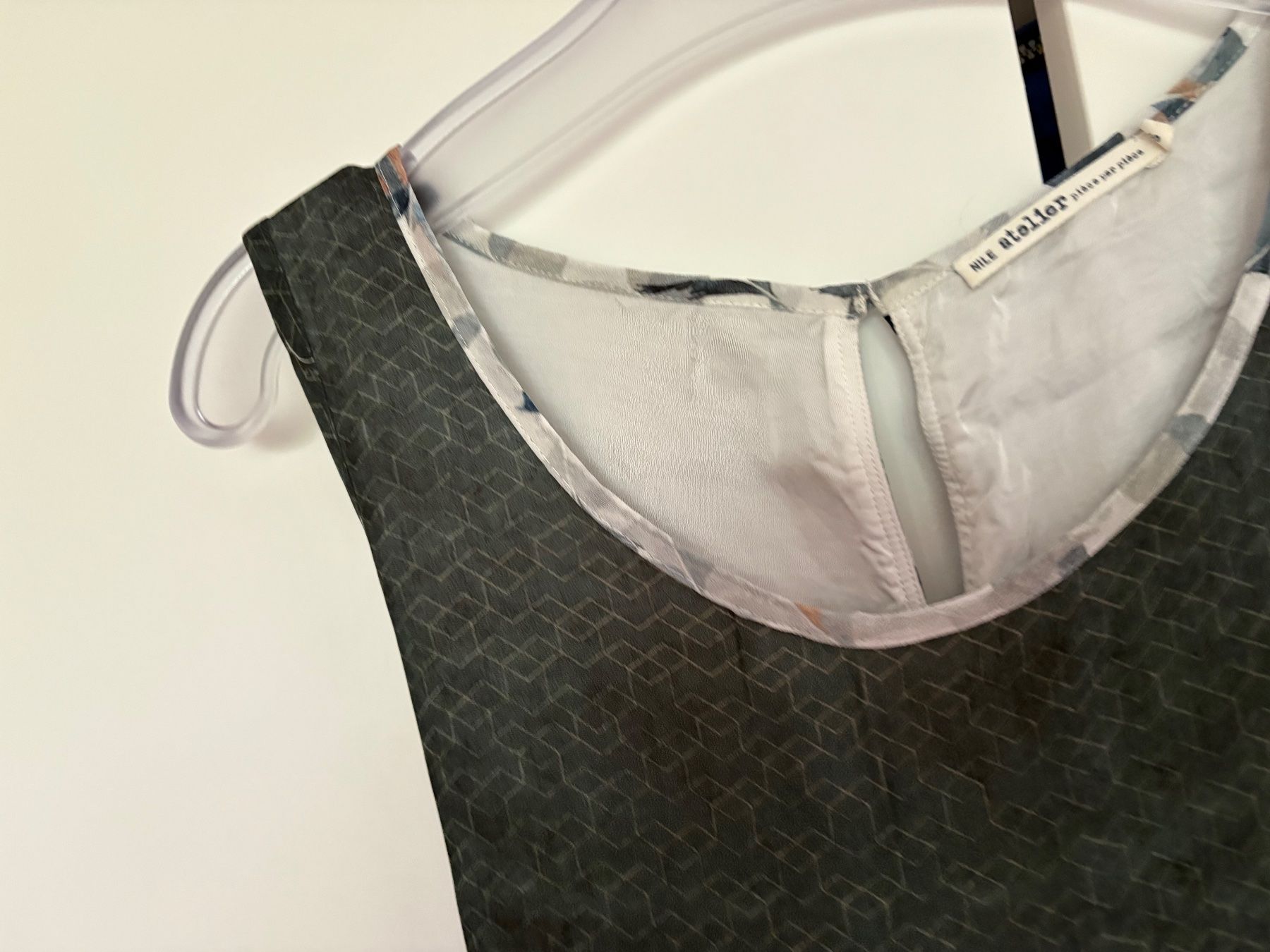 Nile Vestiti: Neues Nile Kleid S wunderschön – Usato da Hombrechtikon venduto da star8888 1