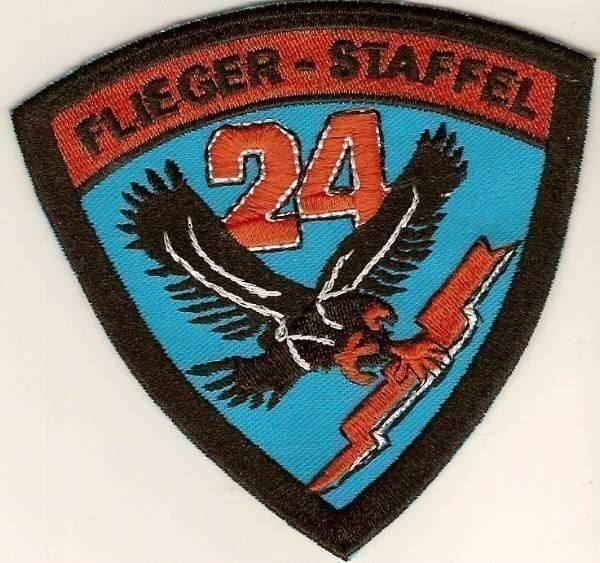 Schweizer Armee Placchette & Badge: Swiss Air Force New version FlSt 24 – Nuovo (secondo la descrizione) da Zug venduto da swisstestpilot