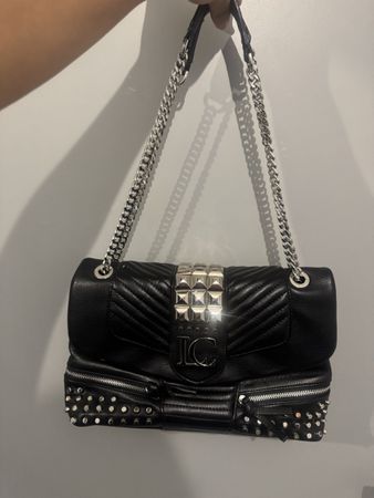 La Carrie - Sac à main noir avec clous et chaîne