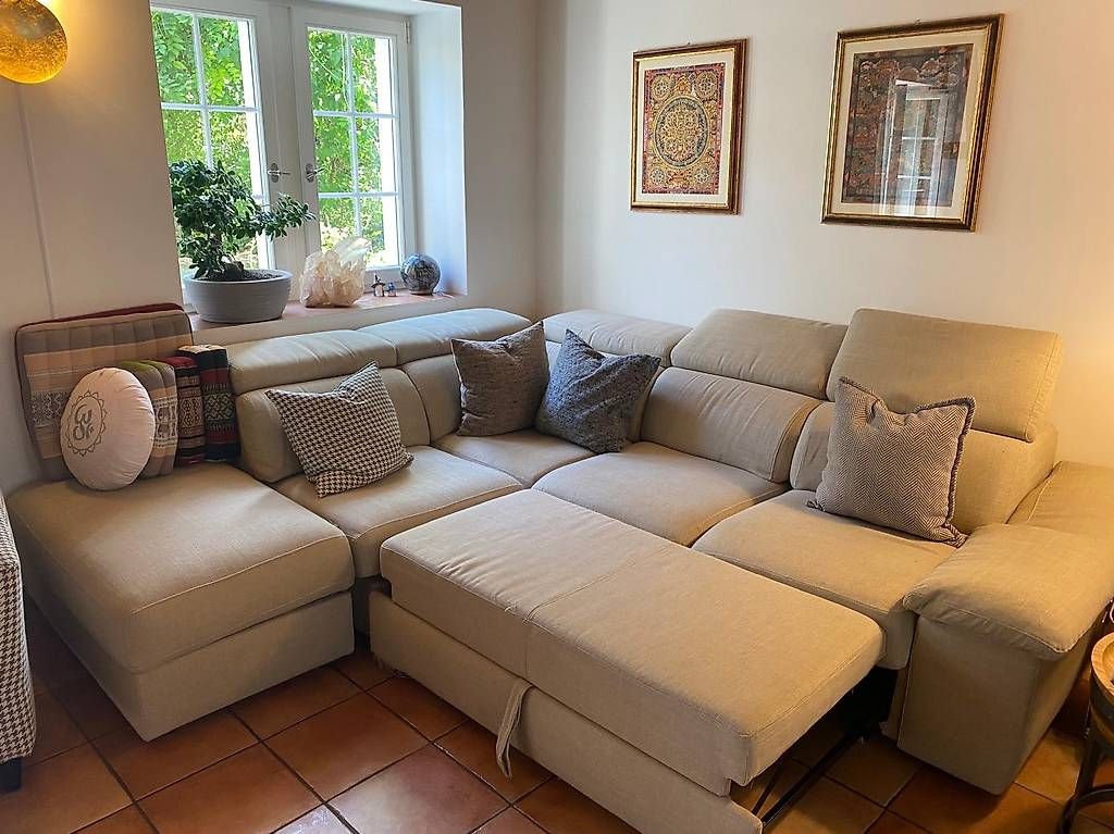 Sofas: Sofa Sitzecke Poltrone e Sofà 240x280cm – D'occasion à Rüschlikon par skydive4ever 1