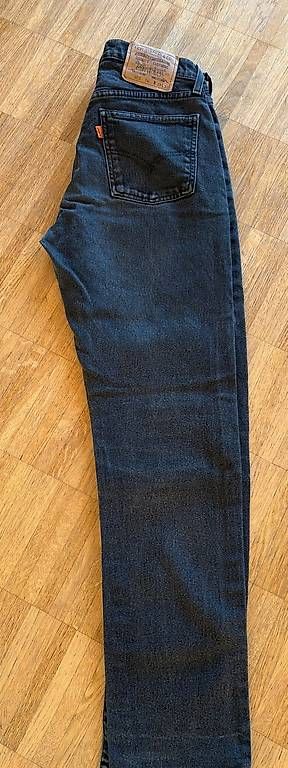 Jeans: Levis Jeans Grösse W29/L32 – D'occasion à Hedingen par inf_mjl7 1