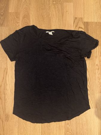 T-Shirt H&M schwarz mit Brusttasche