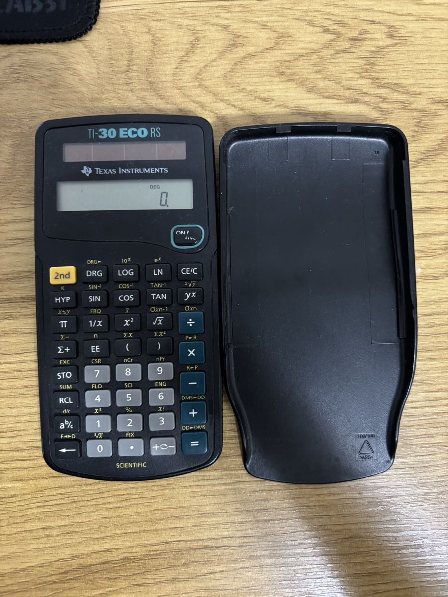 Texas Instruments Calcolatrici tascabili: TI-30 ECO RS Scientific Calculator – Usato da Belfaux venduto da vik_c6z2 1