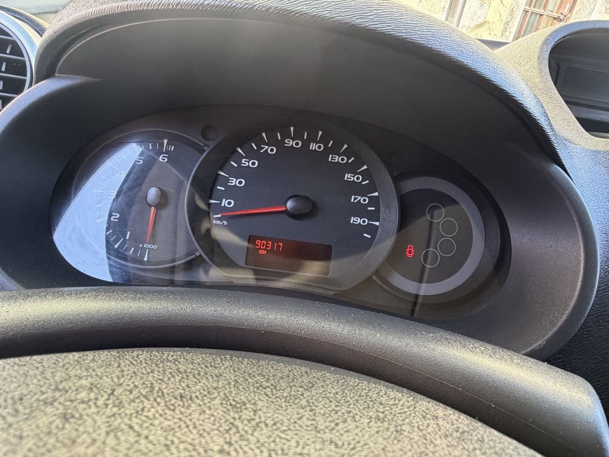Renault Véhicules utilitaires: Renault Kangoo 1.6 – D'occasion à Niederbipp par cai_5hsf 8