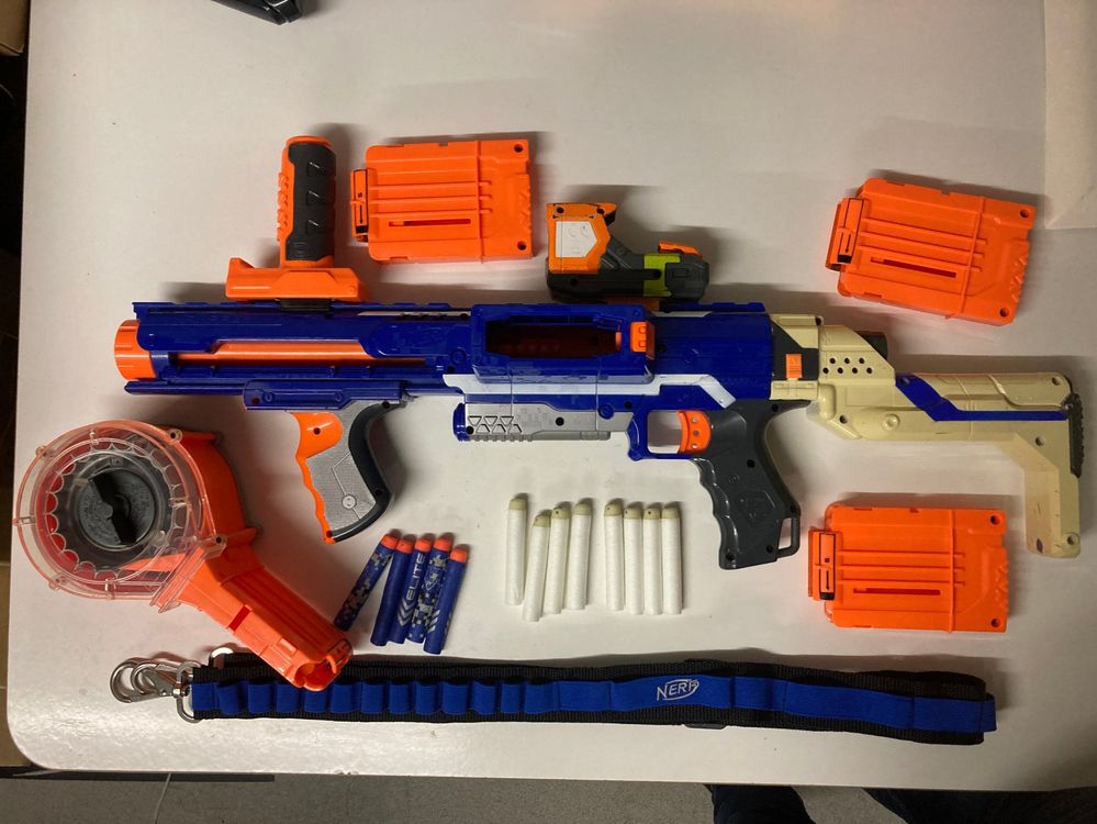 NERF-Rampage mit Zubehör (Gebraucht) in Tägerig für CHF 15 – nur ...