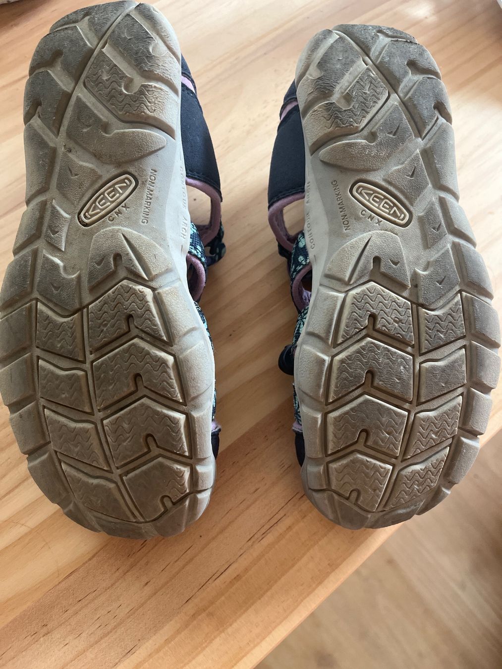 Keen Schuhe für Mädchen: Sandalen grösse 36 – Gebraucht aus Liestal von DanielleFasel 2