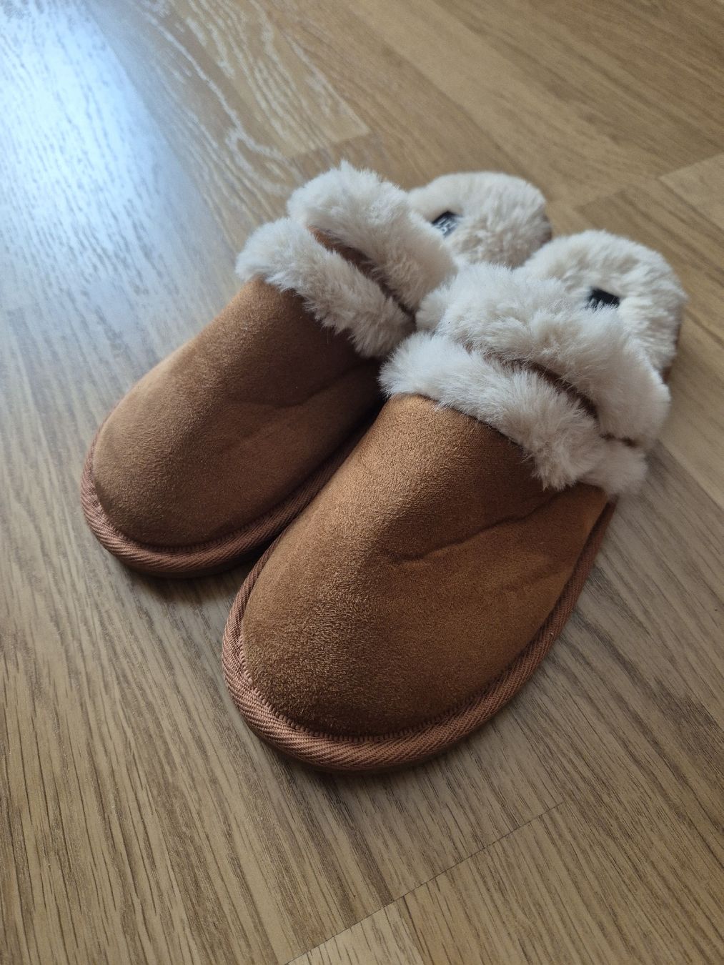Damenschuhe: Esprit Hausschuhe  Grösse 42 warm – Gebraucht aus Langenthal von Polarisstern 1