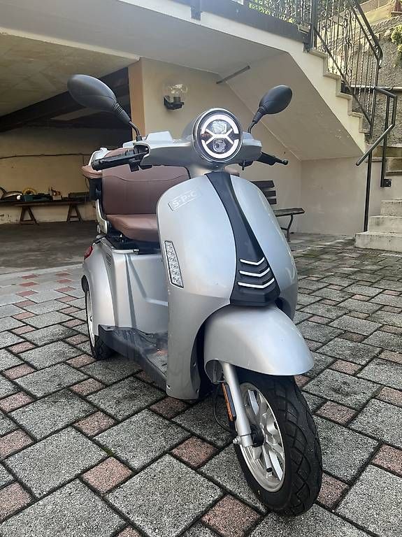 Elektromobile: Ciclomotore elettrico – Gebraucht aus Balerna von gio_t7l9 2