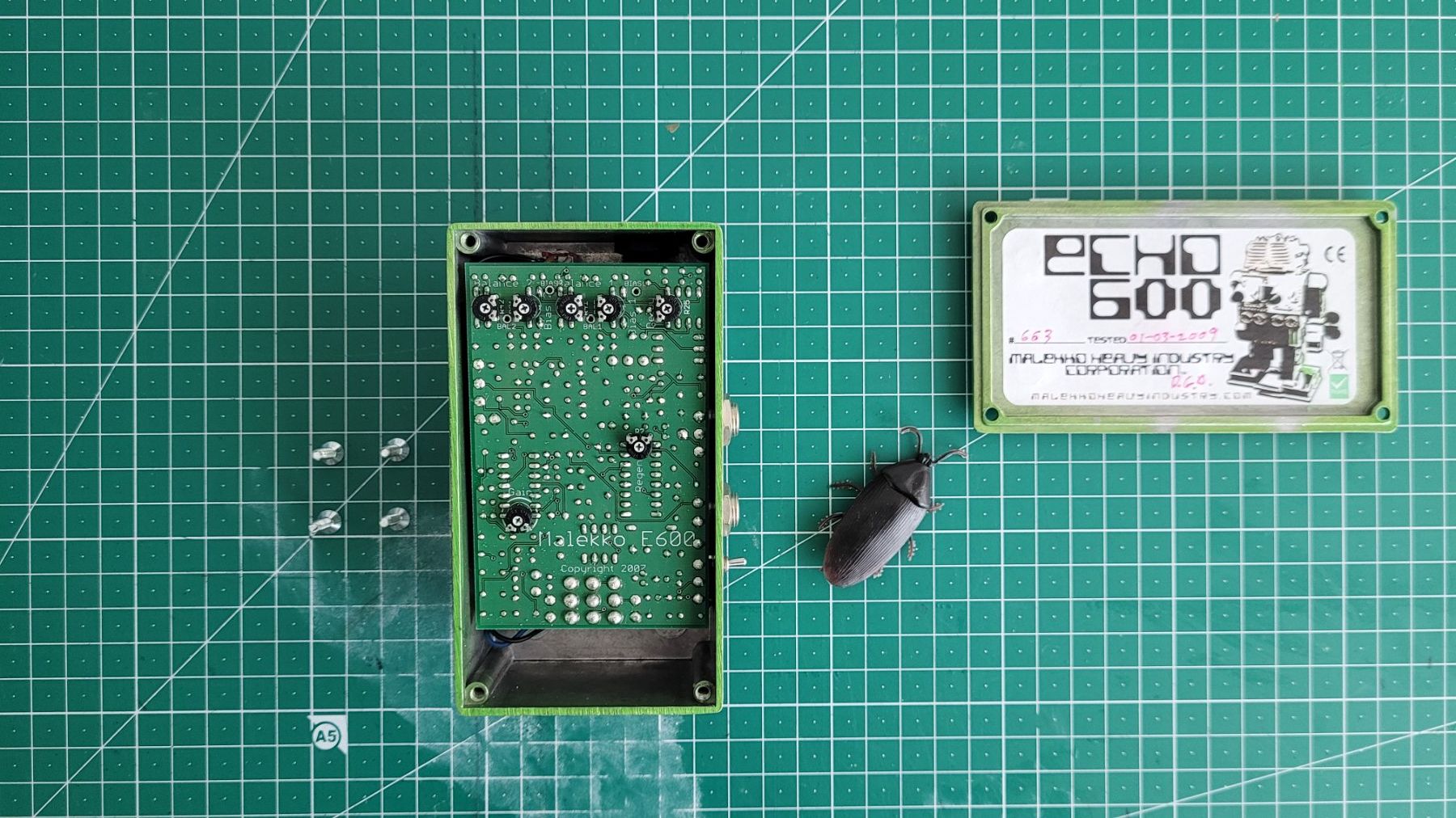 Strumenti musicali: Malekko Echo 600 Dark - fabriqué à la main - rare – Usato da Noville venduto da 2-D 1