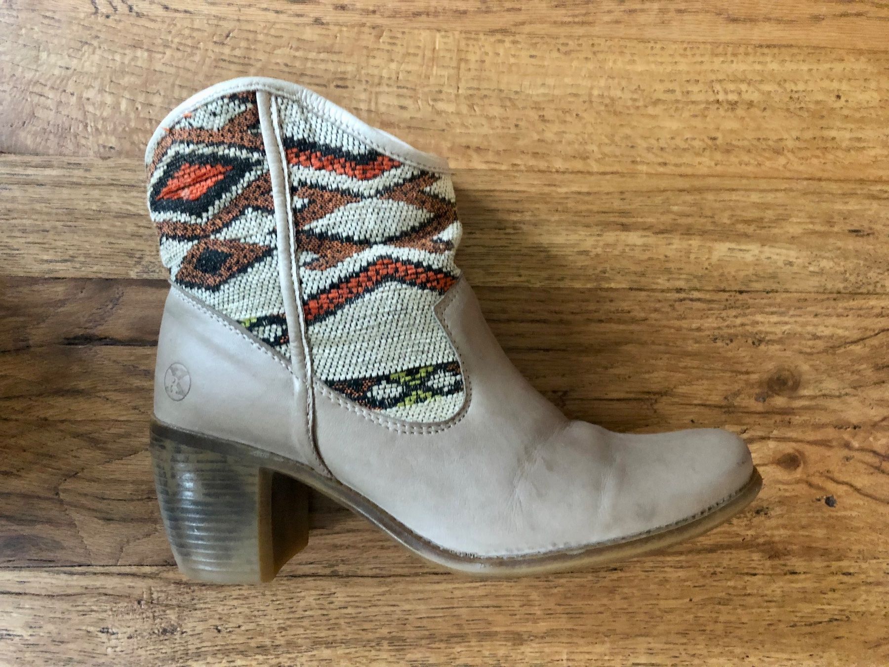 Scarpe da donna: Stiefelette Gr. 39 – Usato da Schwerzenbach venduto da frauminze