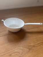 Küchensieb aus Emaille weiss mit Griff guter Zustand