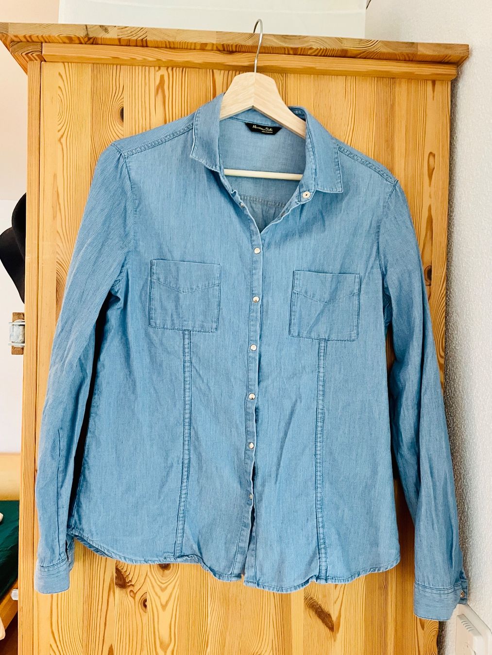 Massimo Dutti Camicette: Jeansbluse v. Massimo Dutti – Usato da Wallisellen venduto da AnnaSophia2014