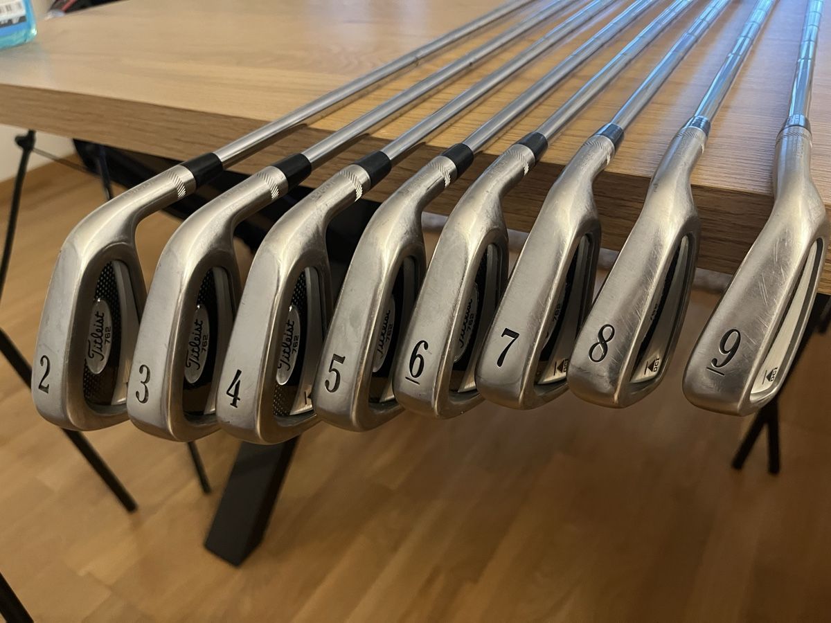 Titleist Schläger & Sets: Titleist Eisen Set 2-9 mit Dynamic Gold x100 shafts – Gebraucht aus Greifensee von UH-R