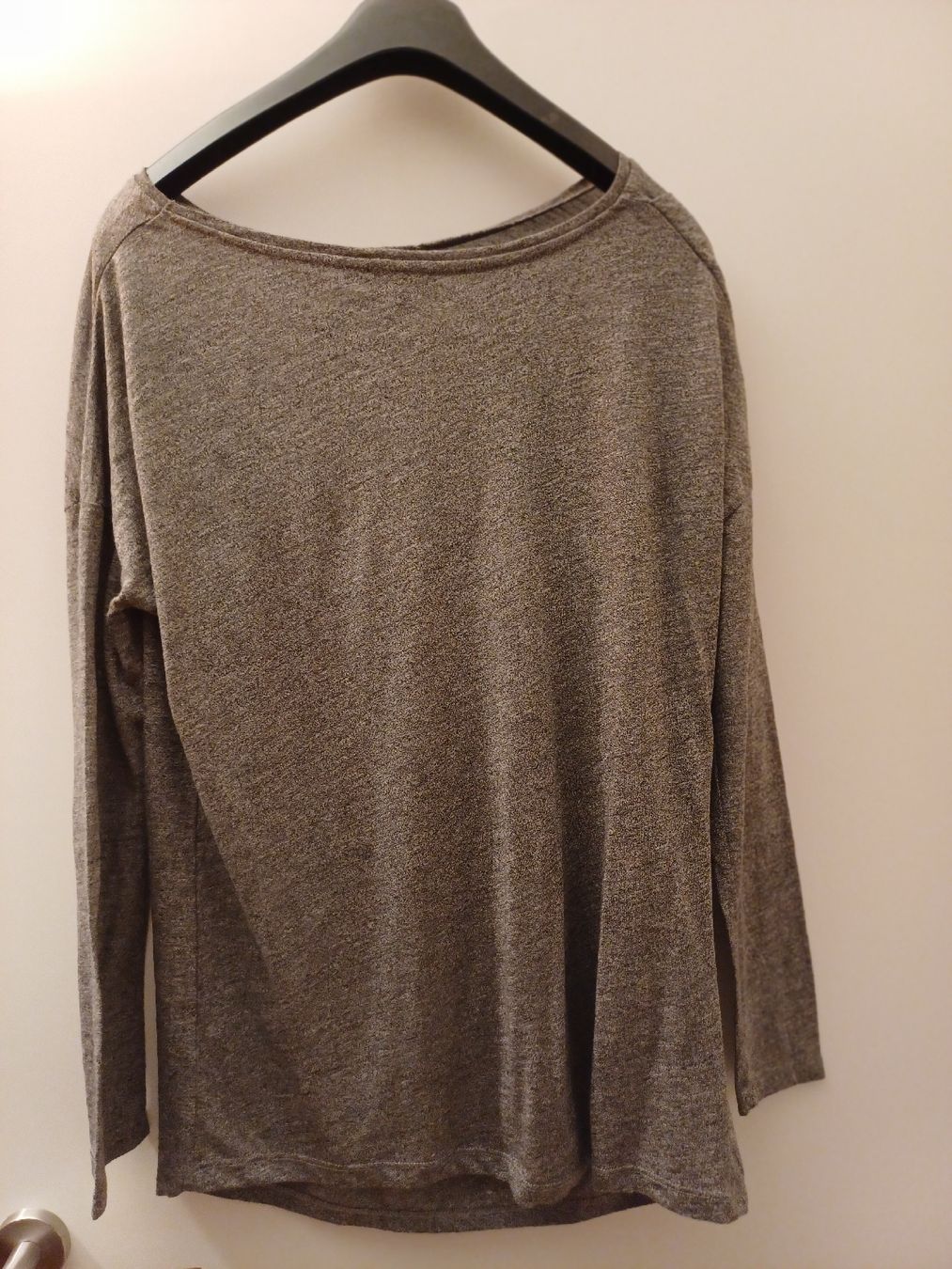 Caroll T-shirts: Sweat-shirt, Caroll , taille 40 – D'occasion à Boudry par JulieG13 4