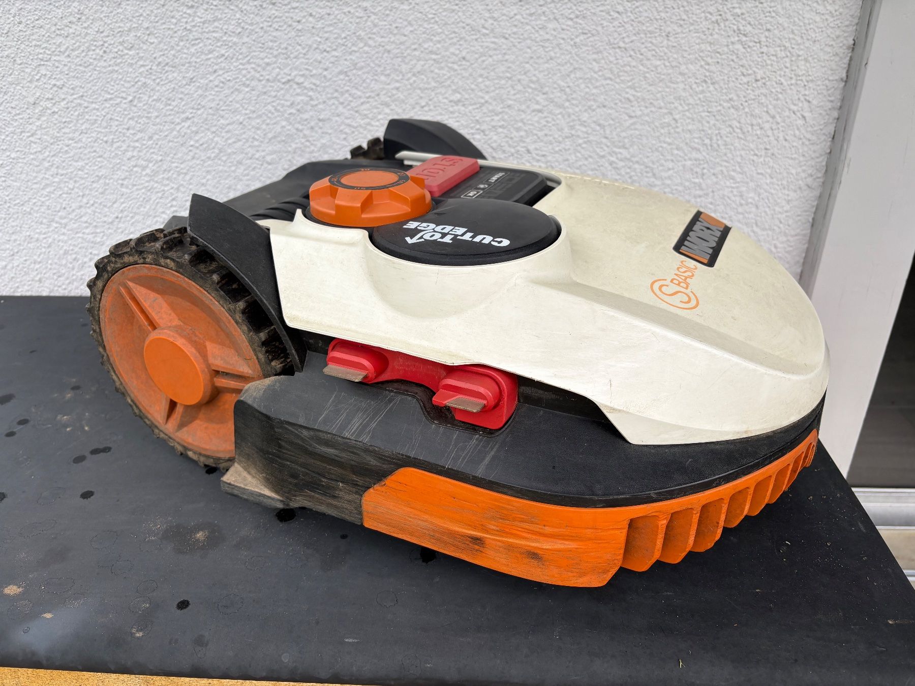 Worx Tagliaerba: Rasenmäher-Roboter WORX S-Basic – Usato da Buchs ZH venduto da Doesis