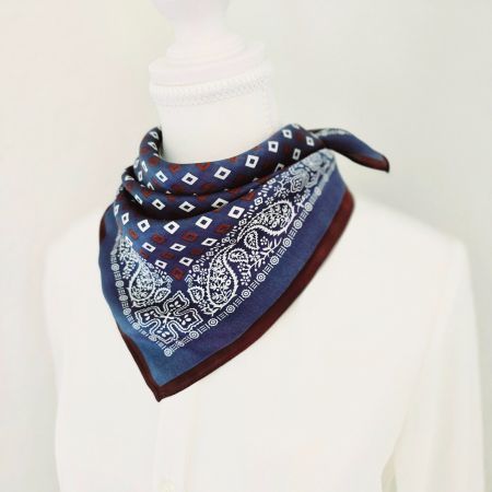 New 53cm 100% Silk Blue Paisley Mini Squares Neckscarf