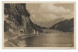 GLARUS Klöntalersee - Partie an der Strasse nach Vorauen