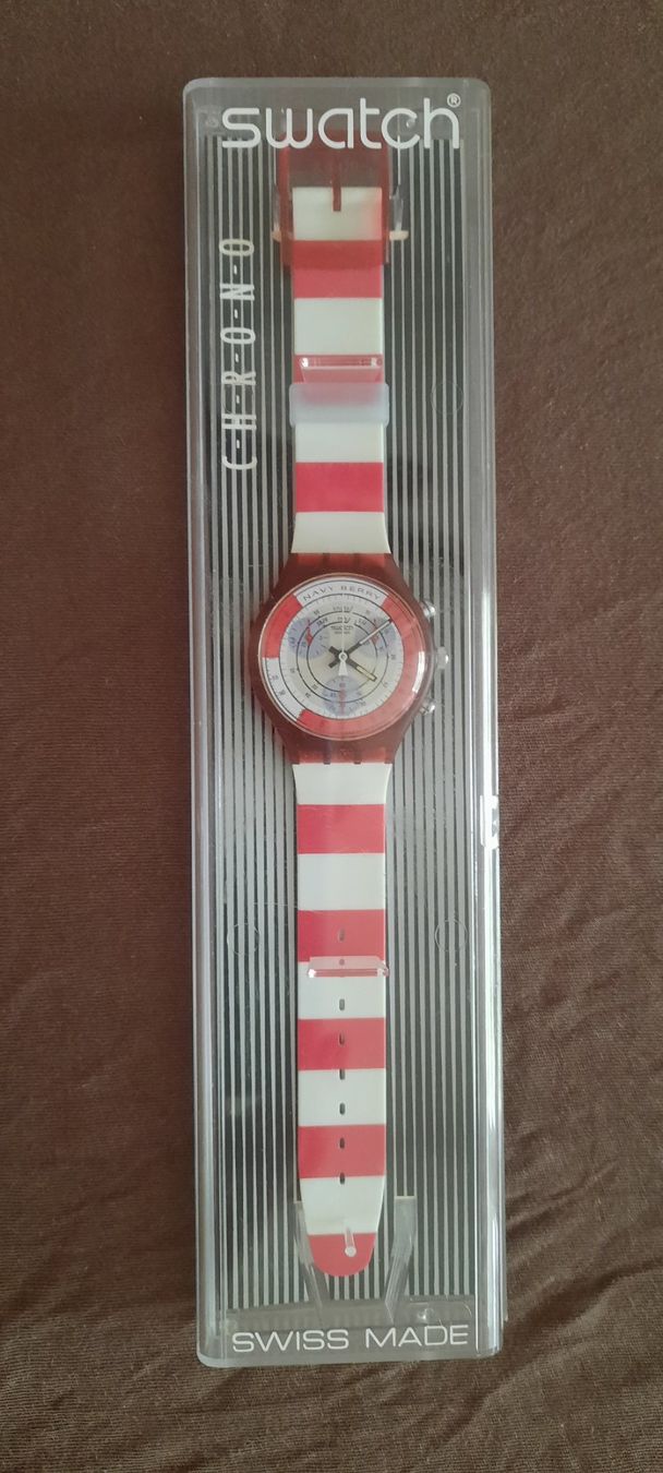 Swatch Orologi: Swatch Chrono Navy Berry – Nuovo e nell'imballaggio originale da Zürich venduto da Accuchek 3