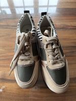 Modische Damen Sneakers, Grösse 39 Top Zustand!