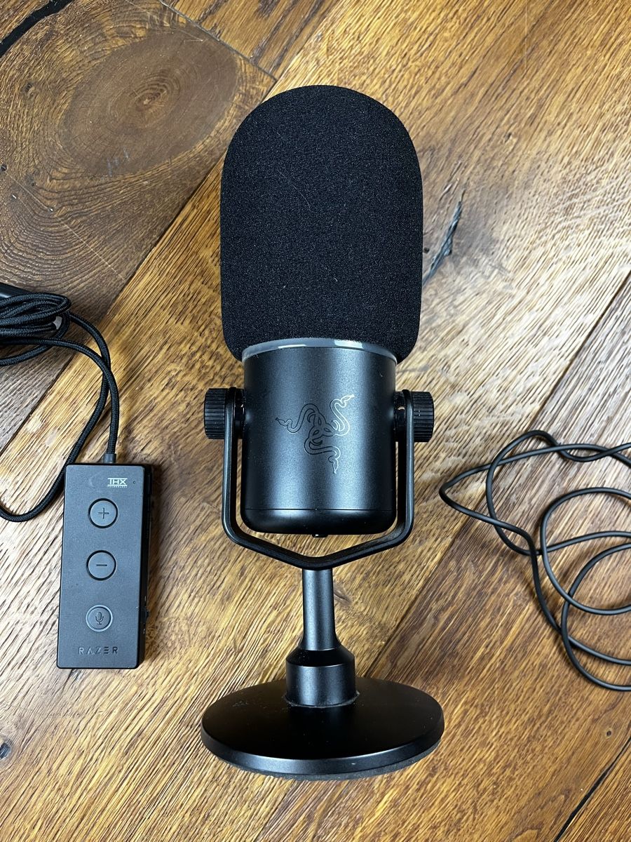 Razer Microfoni: Razer Seiren Mikrofon mit THX Controller schwarz gebraucht – Usato da lindau venduto da Technick 1