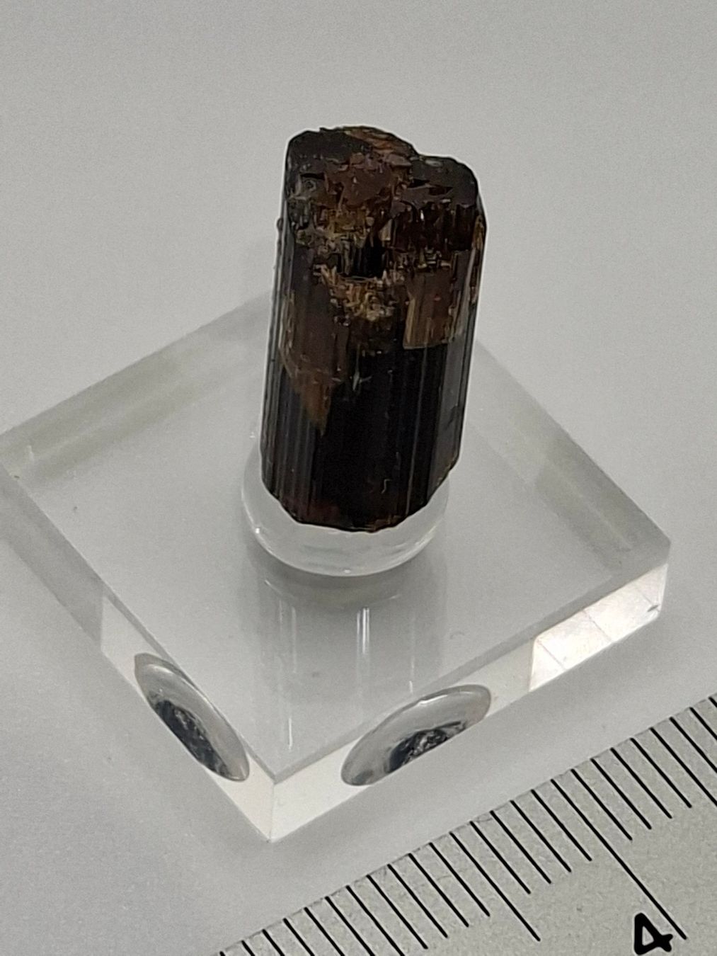 Minerali & Pietre curative: toller Vesuvian - Einzelkristall mit intakten Kristallfläche – Usato da Brunnenthal venduto da Strahler67 1