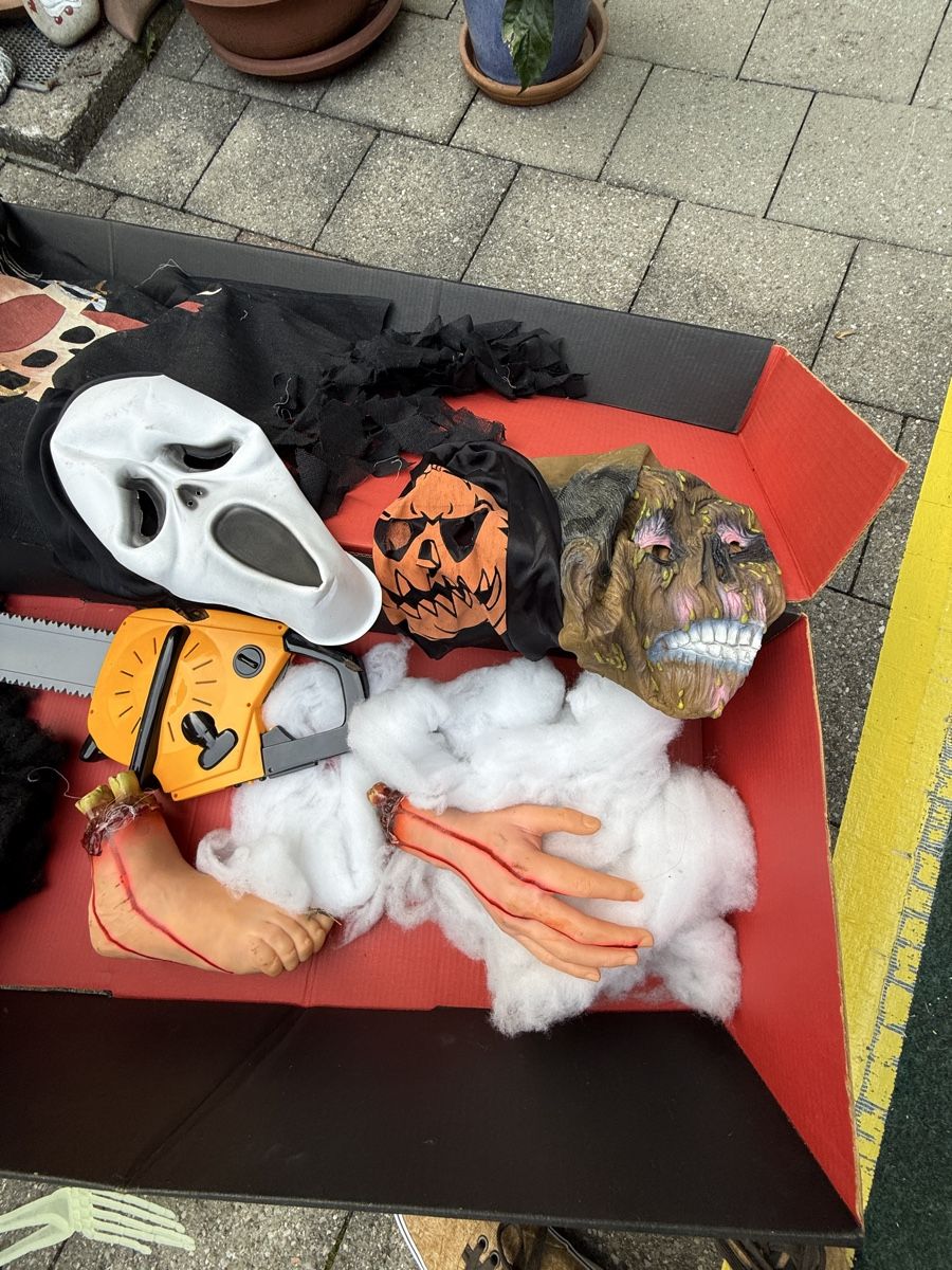 Alle Dekorationen: Halloween Decorations  – Gebraucht aus Worblaufen von Jarnold 5