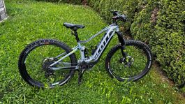 Scott E-Spark 720 / Modelljahr 2018 mit 2 Akku