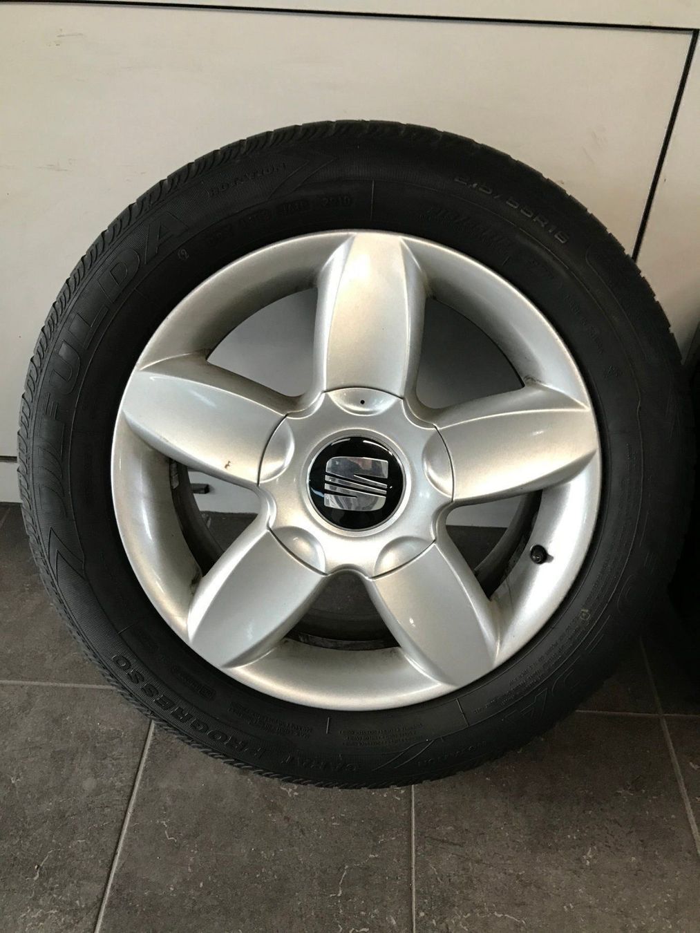 Pneus & Kompletträder: 4 X 16 Zoll Seat Sommerräder – Gebraucht aus Altstätten von TM-Auto 1