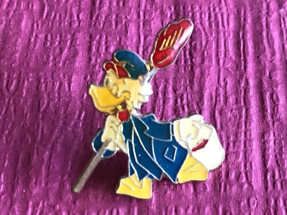 Placchette & Badge: Comic Dagobert Duck Pin – Usato da Itingen venduto da Bebbi6569