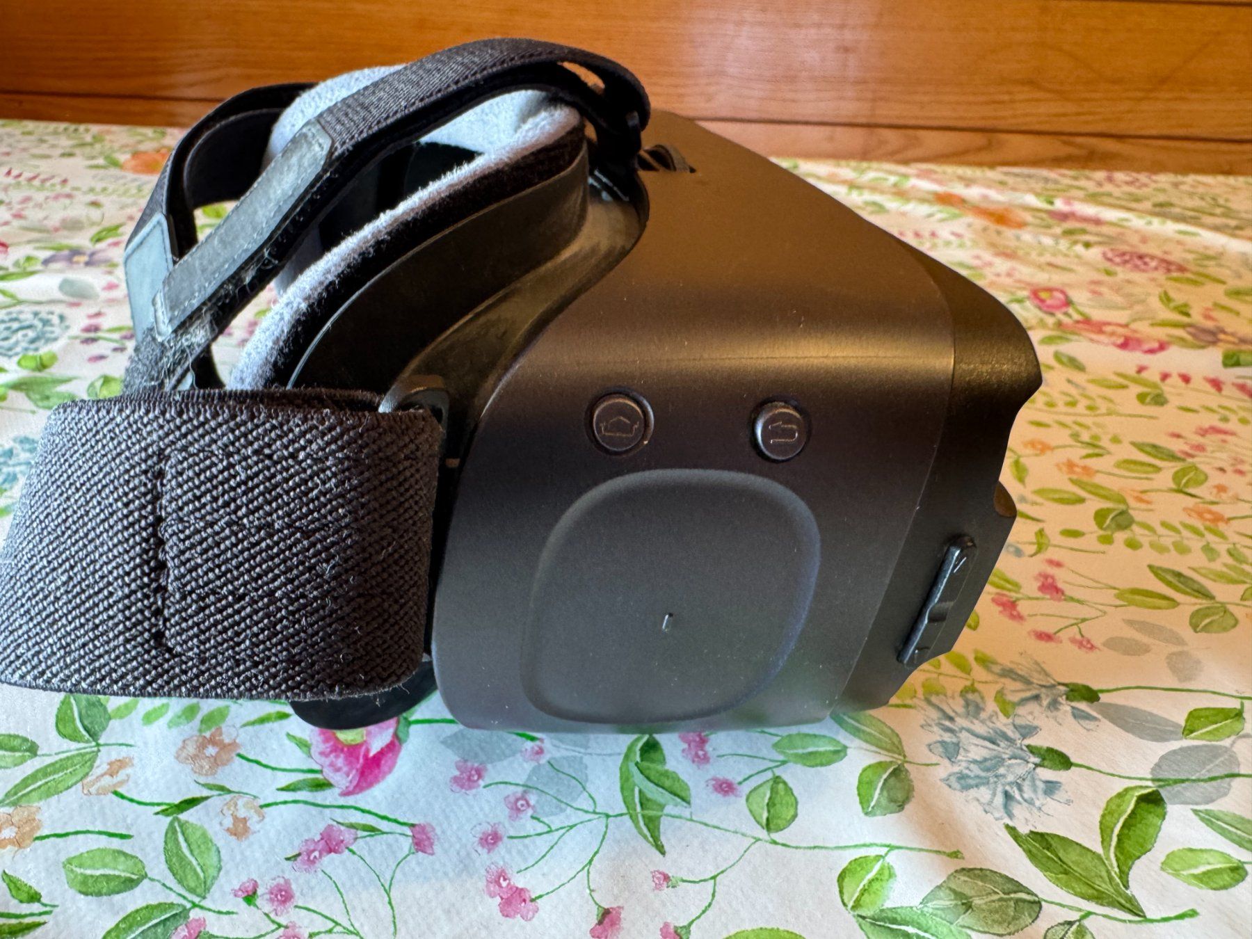 Samsung VR Brille: Samsung Gear VR (mit Controller) – Gebraucht aus Giswil von michivonah 7