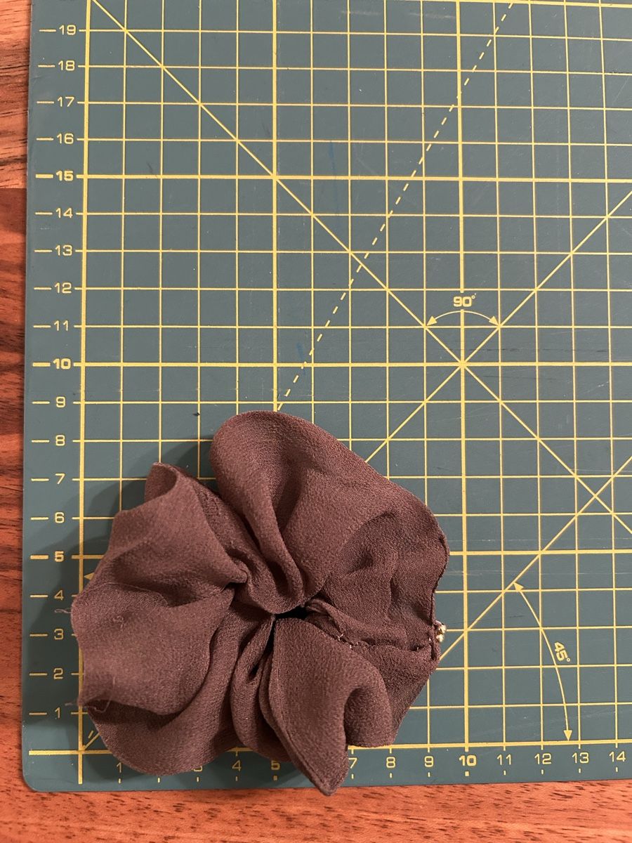 Accessori per capelli: Scrunchie aus Seide, Braun – Usato da Zürich venduto da keinweiss 1