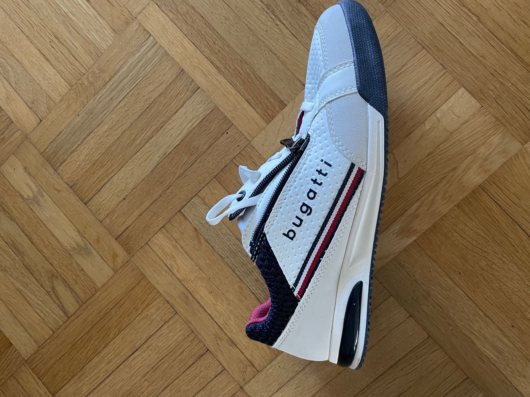 Bugatti Herrenschuhe: Bugatti Sneaker Gr.40 – Gebraucht aus Thun von racer59 3