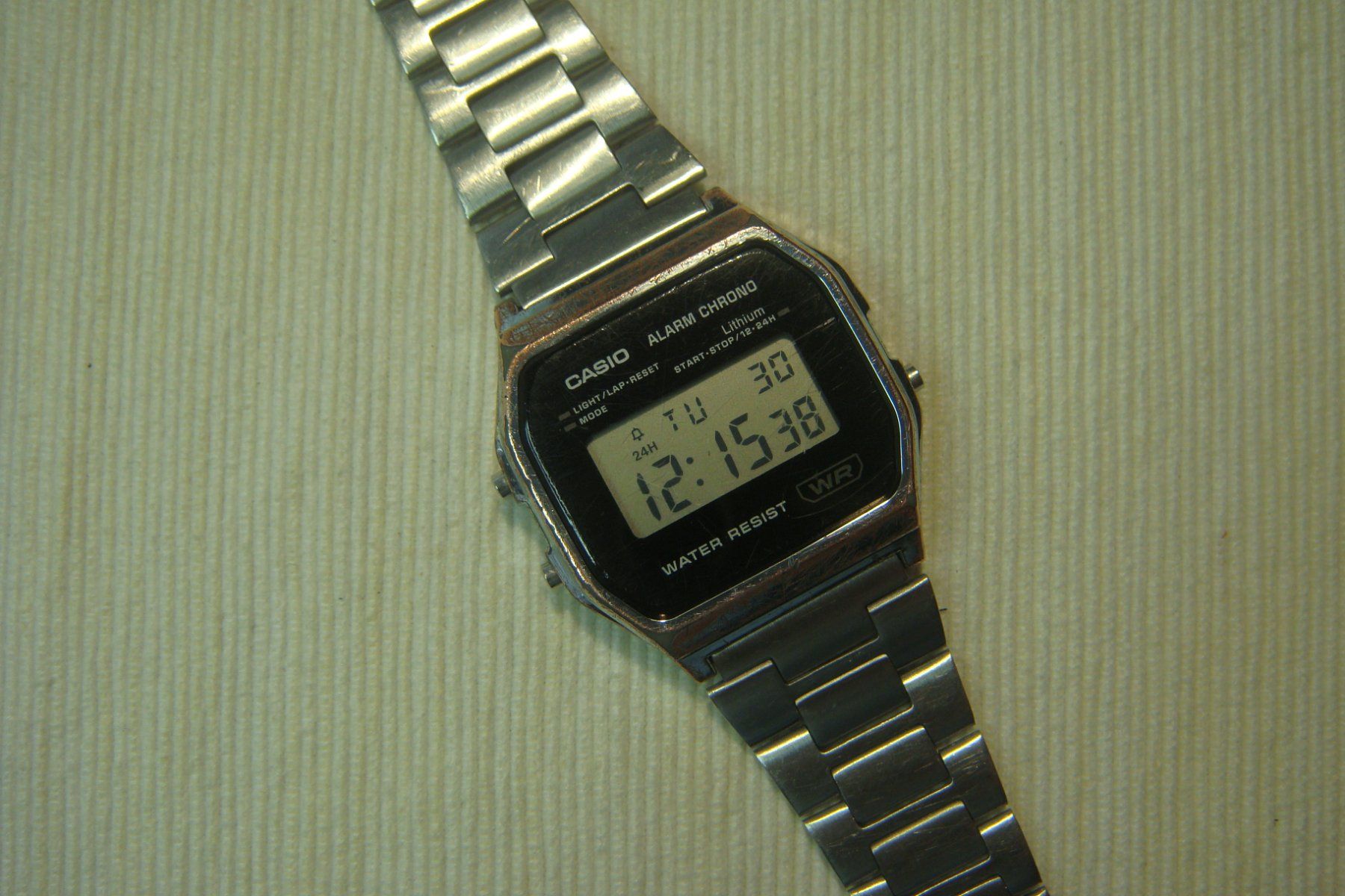 Casio Montres: CASIO A158WE – D'occasion à Emmenbrücke par kuhn4951 1