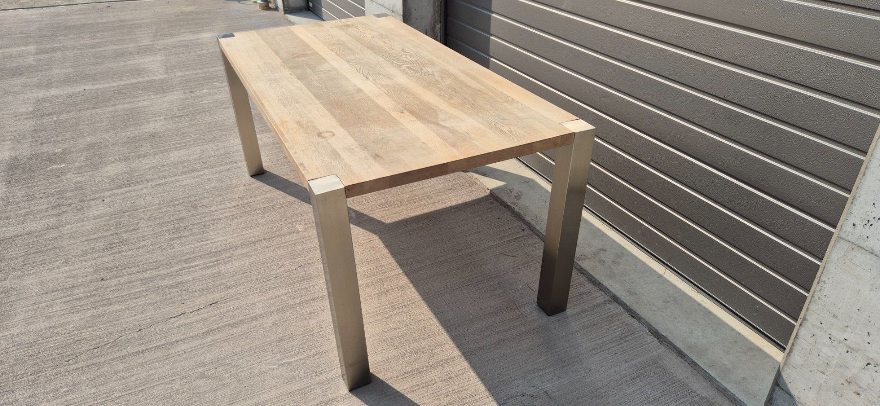 Tische: Massiver Tisch – Gebraucht aus Rehetobel von tonare01 2