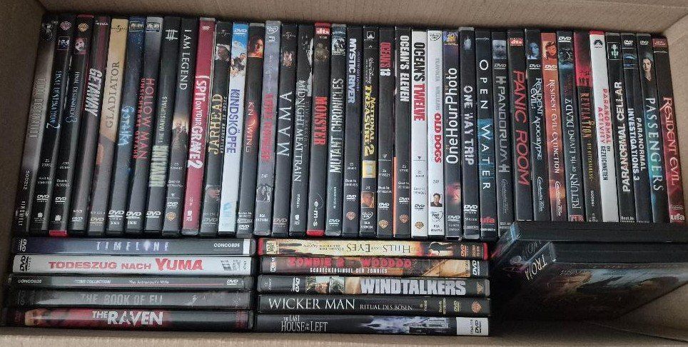 Alle DVDs: 50 x DVD Sammlung – Gebraucht aus Wettingen von Reviled