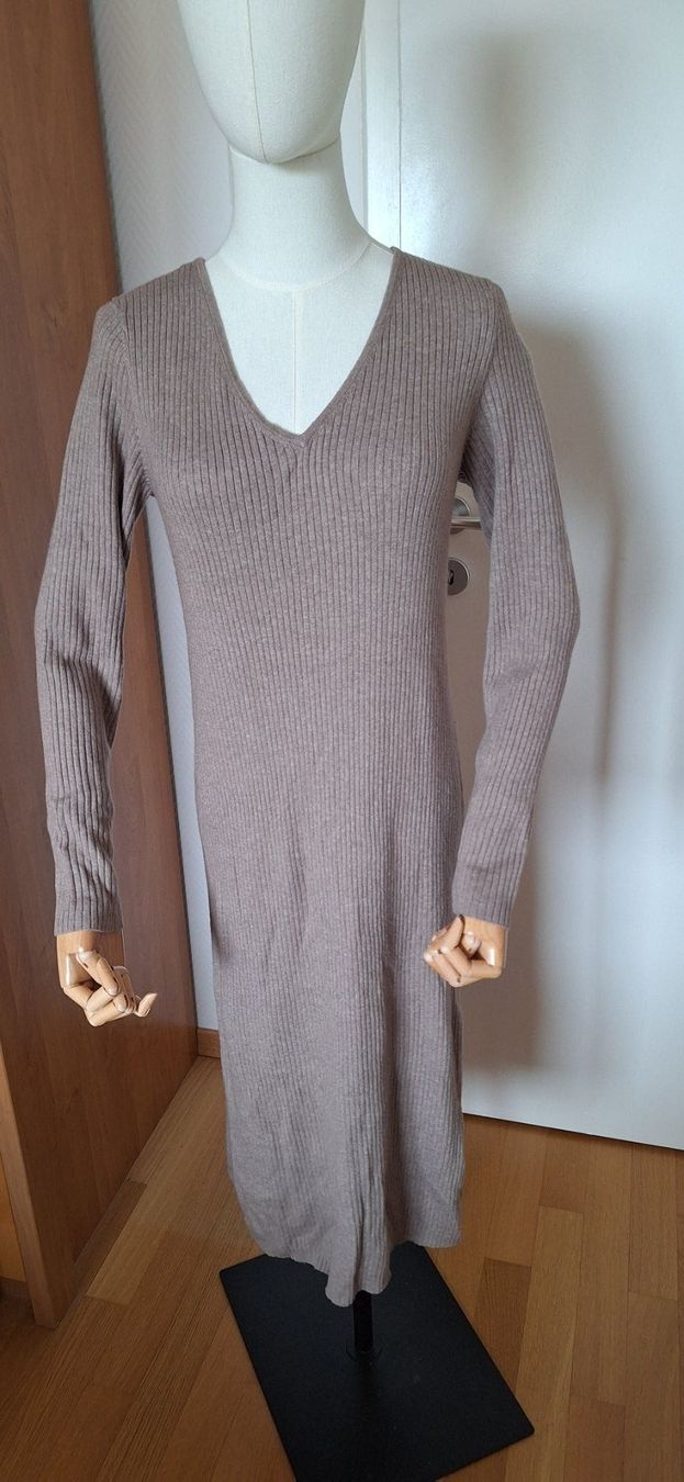 Vestiti: Yerse, robe pull longue – Nuovo e nell'imballaggio originale da Lussery-Villars venduto da pousinete02 1