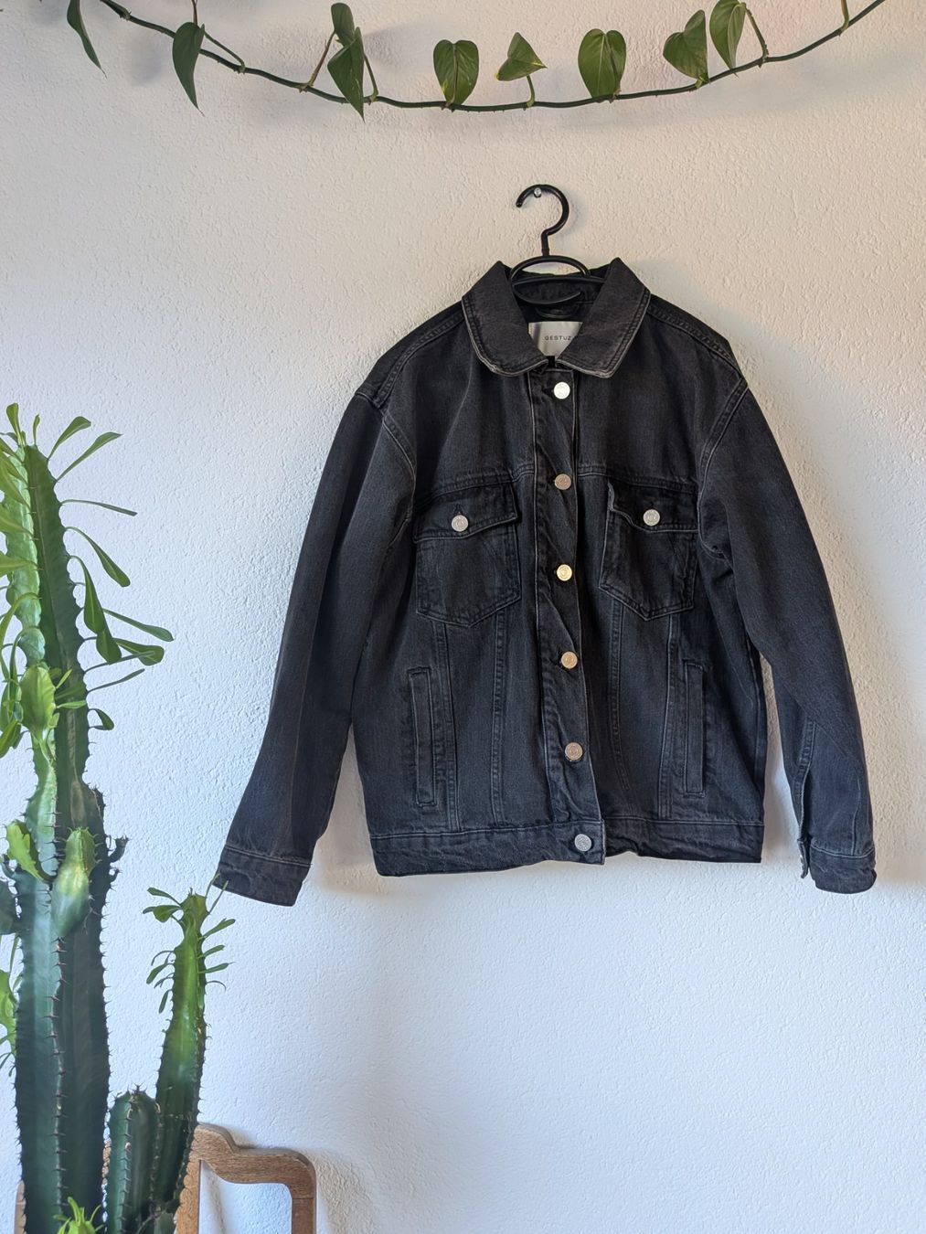 Gestuz Jacken: Jeans Jacke Gr. M – Gebraucht aus Ostermundigen von om11