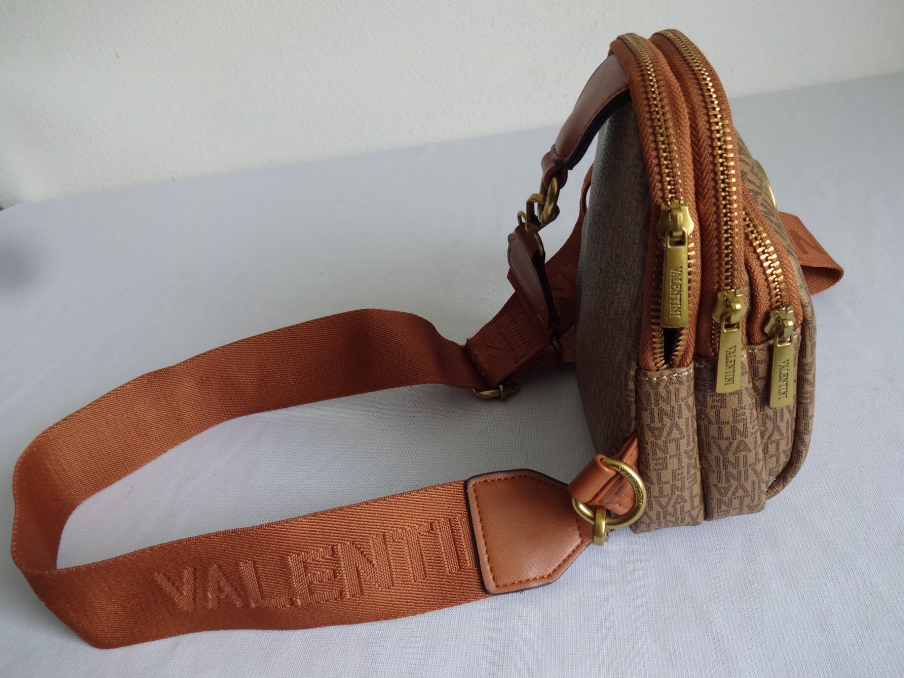 Valentino Borse da donna: "" VALENTINI GINO "" Umhängetasche – Nuovo (secondo la descrizione) da Frauenfeld venduto da Riaa 2