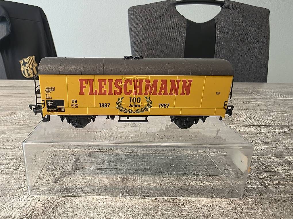 Modellini di ferrovie: Fleischmann H0 5320 DB Kühlwagen  – Usato da Oberweningen venduto da Kneubuehl-anatol 3