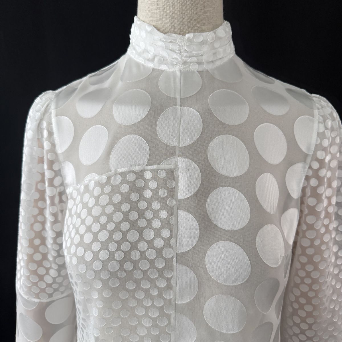Akris Camicette: AKRIS New White Blouse – Nuovo (secondo la descrizione) da Emmen venduto da Avviivva_Com2023 1