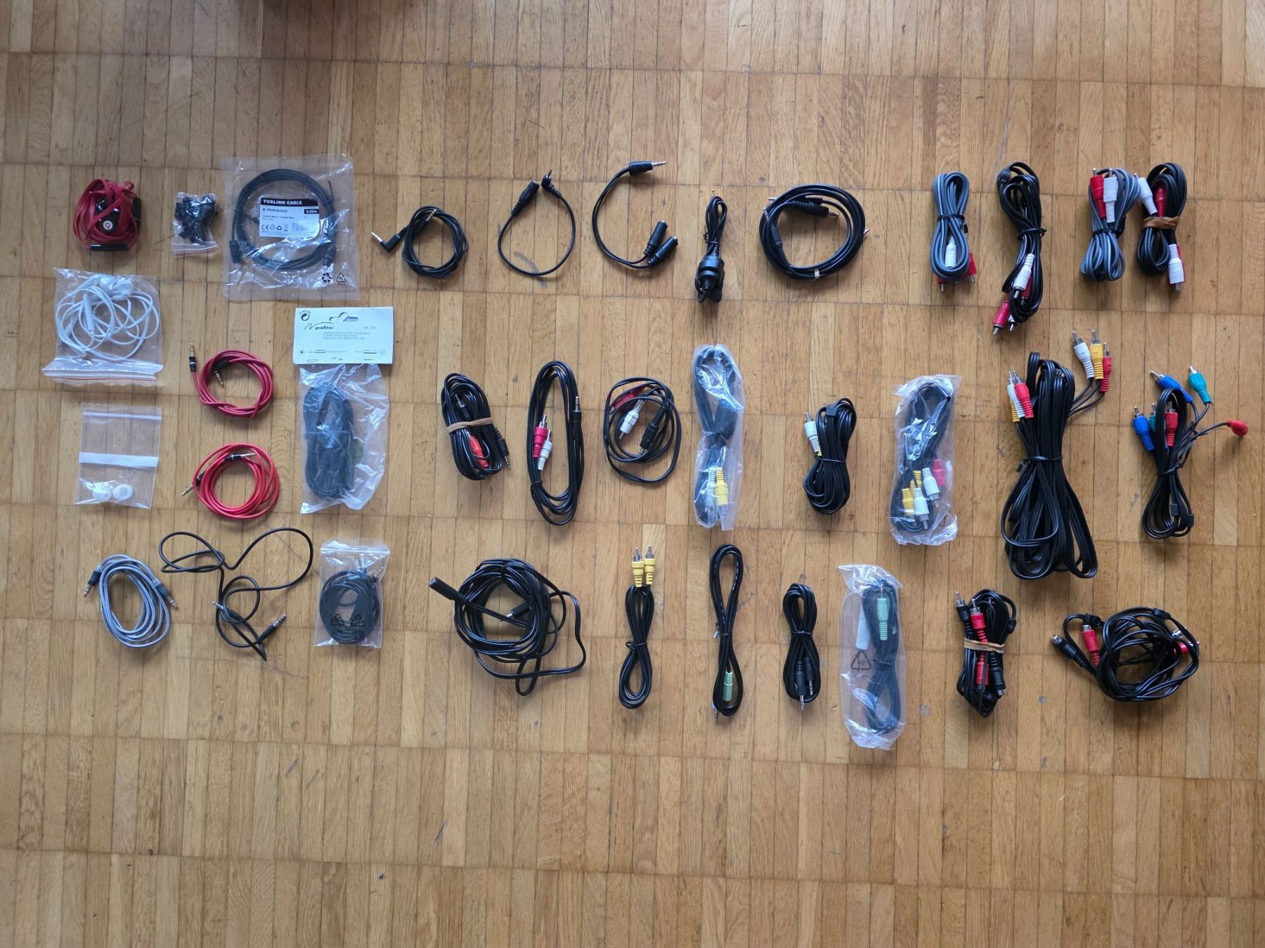 Kabel: Diverse Audio Kabel – Gebraucht aus Dübendorf von Neidhart