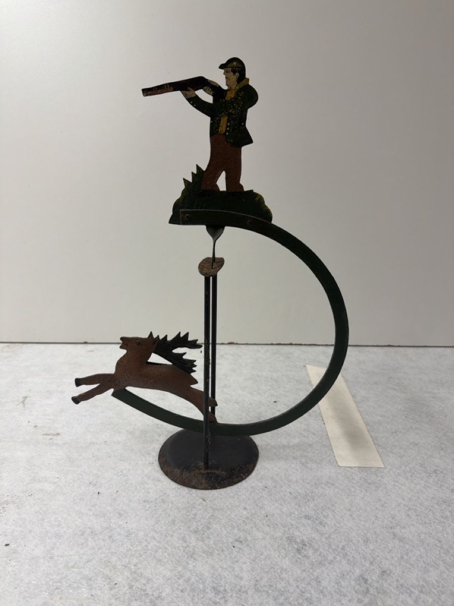 Statuette: Antike Pendelfigur Jäger – Usato da Dagmersellen venduto da INEICHEN-MULTIMEDIA