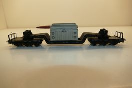 Märklin H0: DB Tiefladewagem mit AEG Trafo
