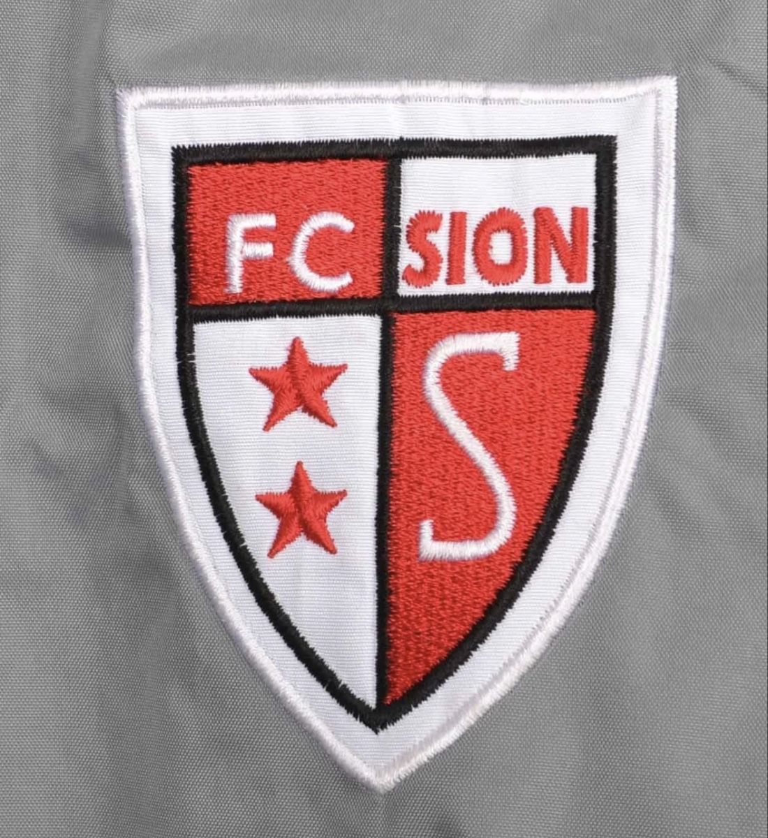 Giacche: FC Sion Vintage Jacke Jacket Trainerjacke – Usato da Wallisellen venduto da theadicts77 2