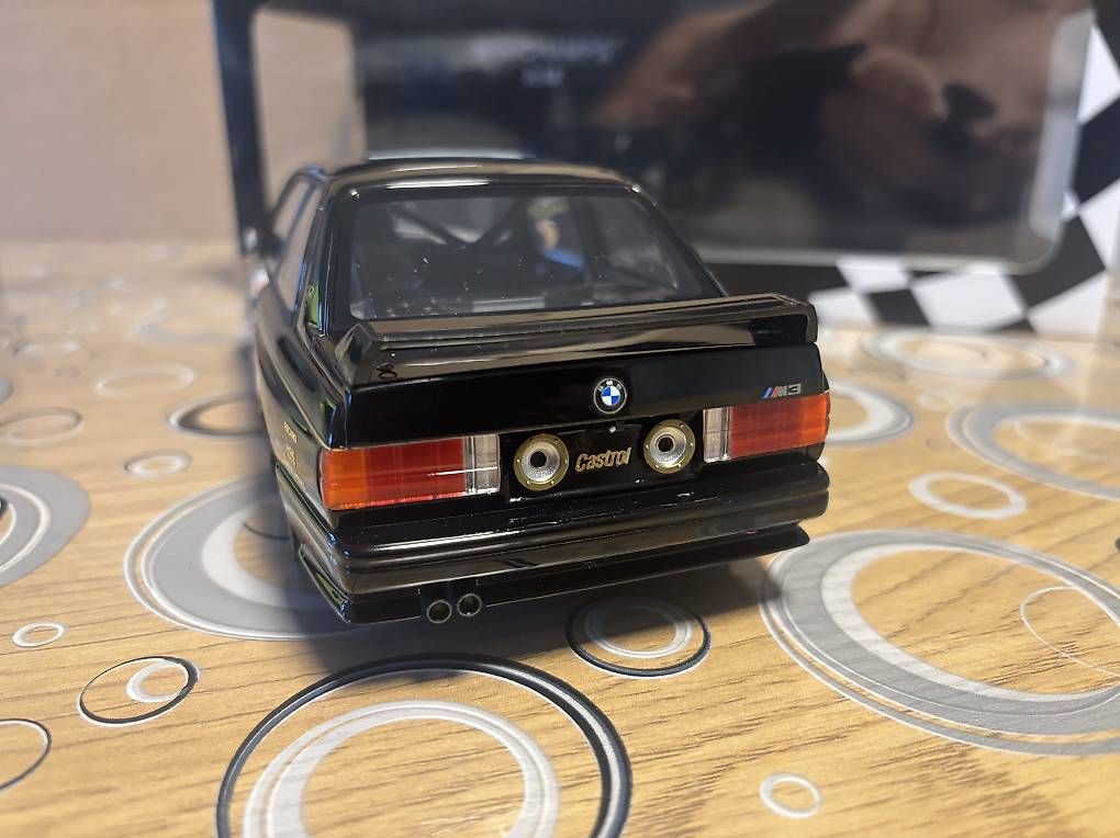 Modellautos: BMW M3 e30 1/18 – Gebraucht aus Lodrino von angeloige 2