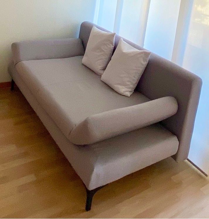 Divani: Bettsofa in Hellgrau mit Schlaffunktion/ Top Zustand – Usato da Schenkon venduto da su_schu 2