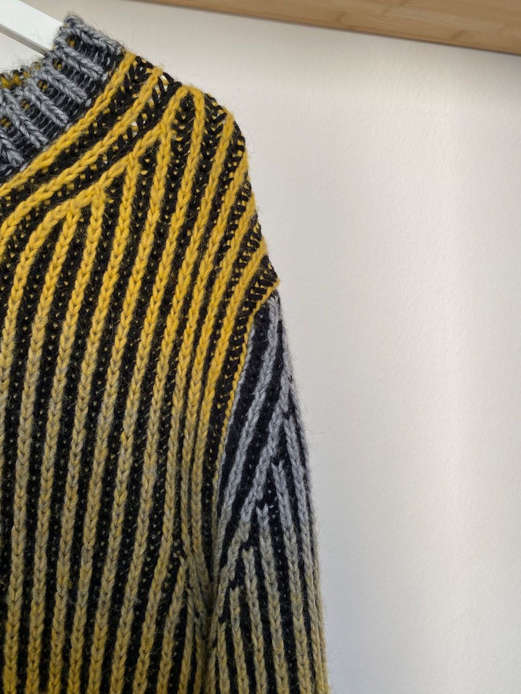 Dondup Maglioni & Felpe: DONDUP Sweatshirt – Nuovo (secondo la descrizione) da Biel/Bienne venduto da lichterhoh 3