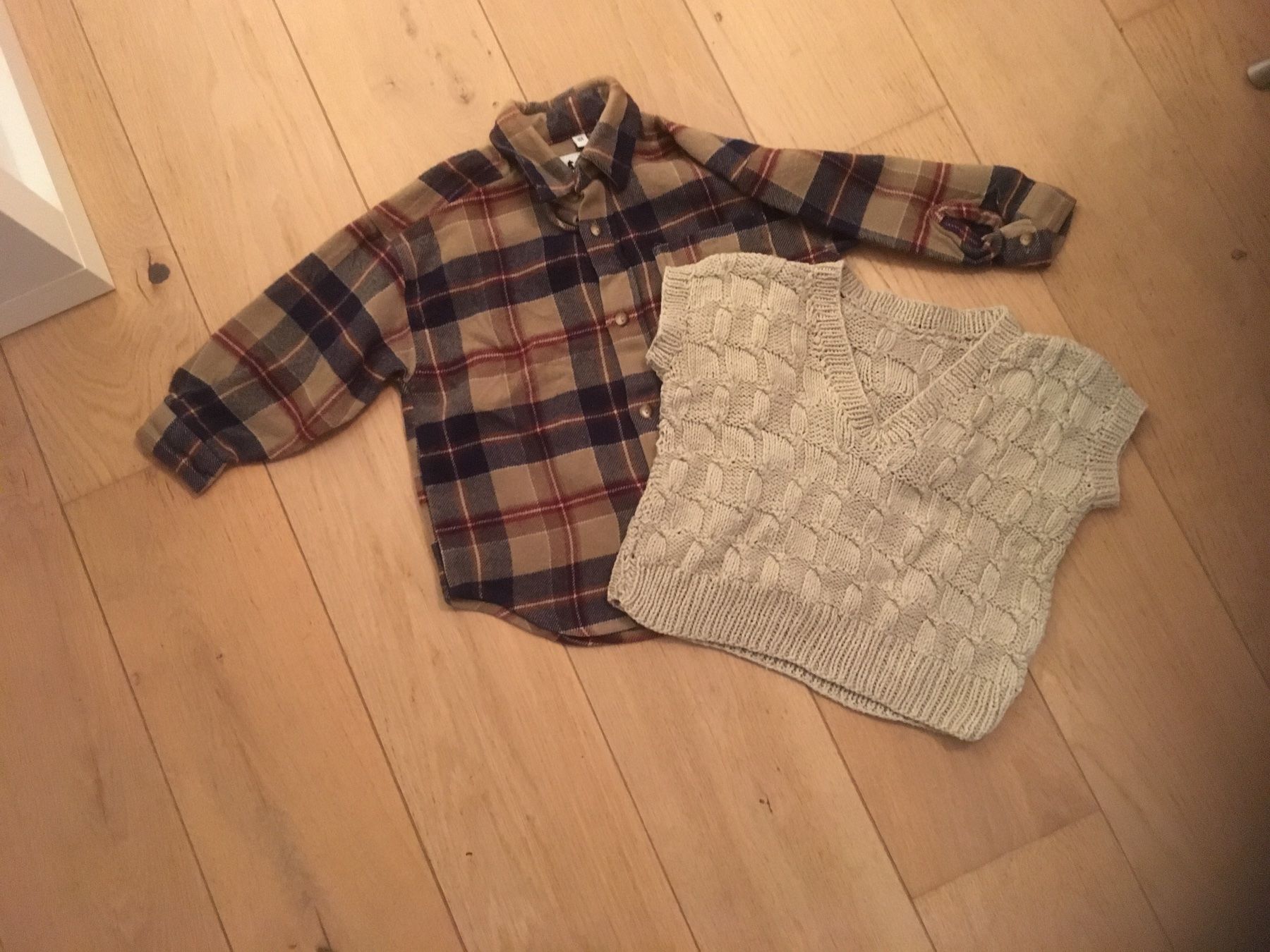 C&A Hemden, T-Shirts & Polos: Set Hemd mit Pullunder Gr. 98-104 – Neu (gemäss Beschreibung) aus Gächlingen von Tara_devi